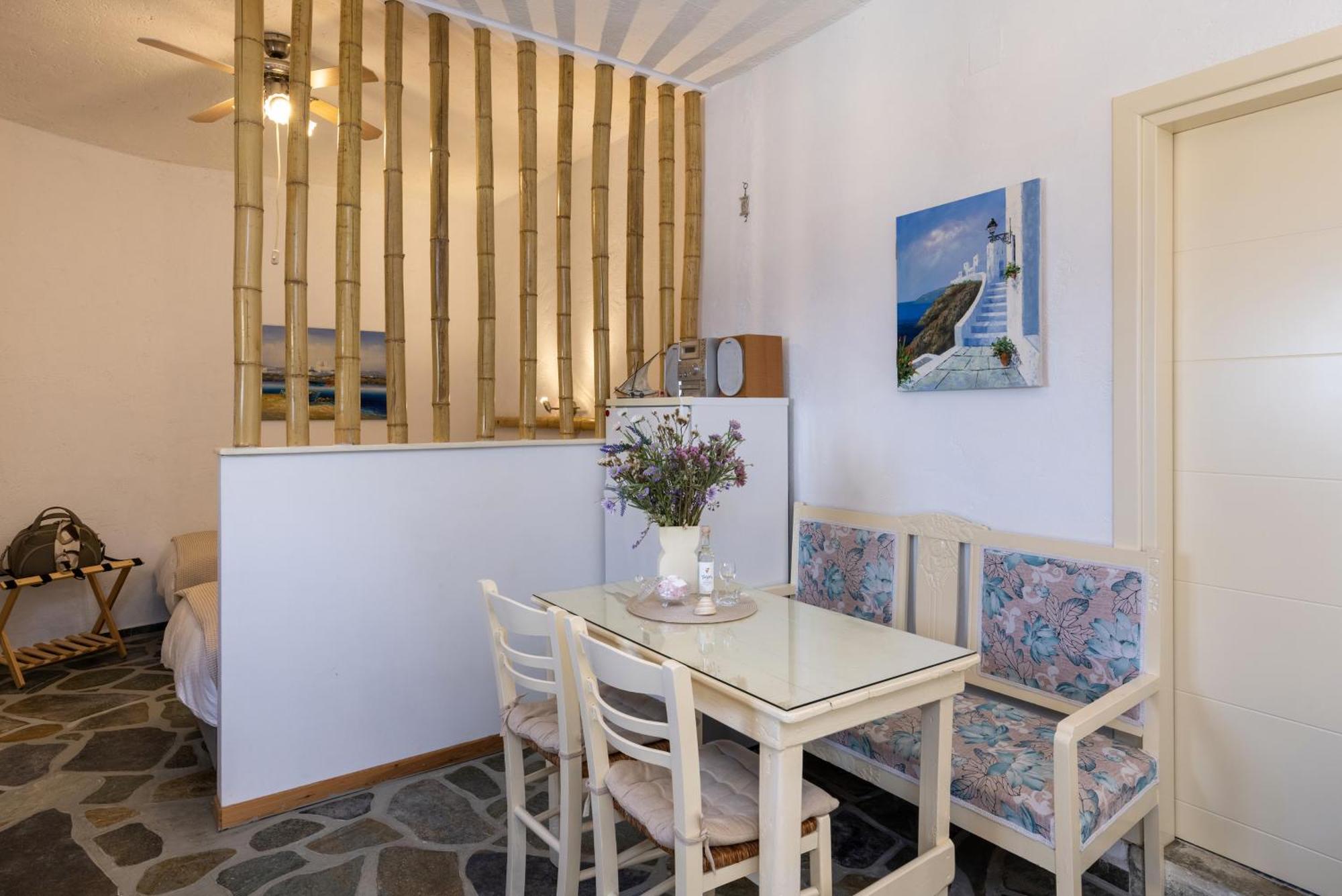 Aegean View - Seaside Apartment In Syros Azolimnos Extérieur photo