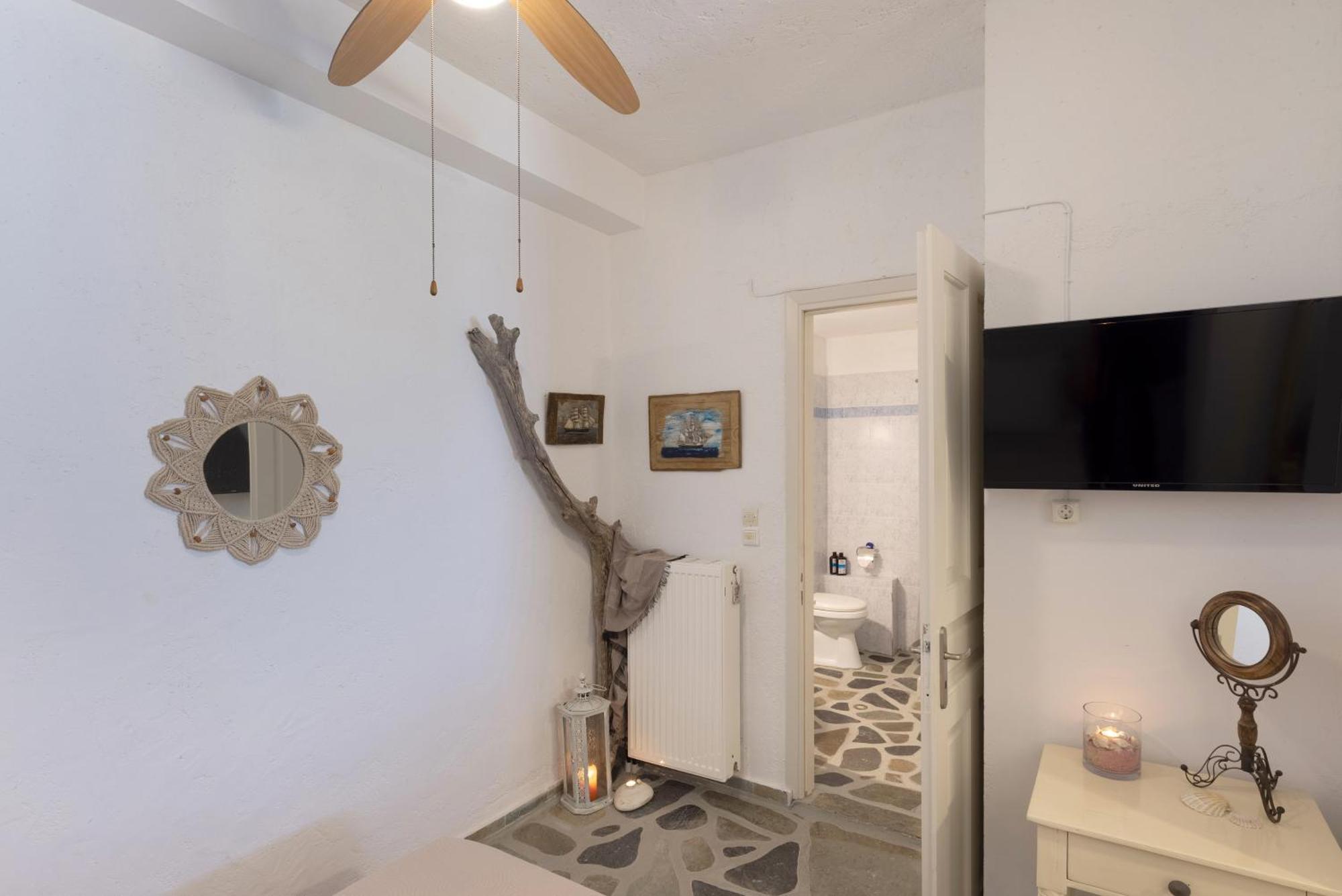 Aegean View - Seaside Apartment In Syros Azolimnos Extérieur photo