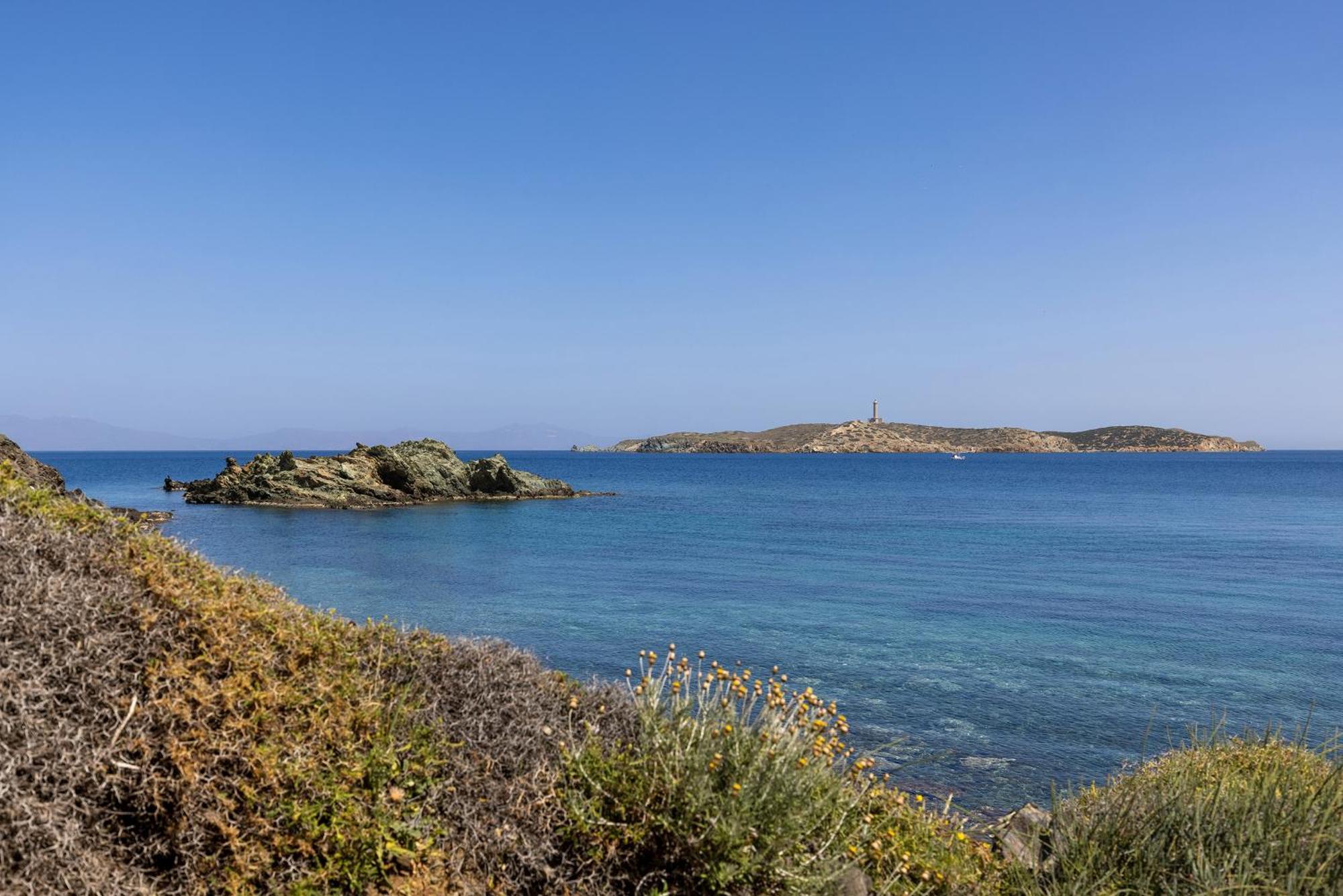 Aegean View - Seaside Apartment In Syros Azolimnos Extérieur photo